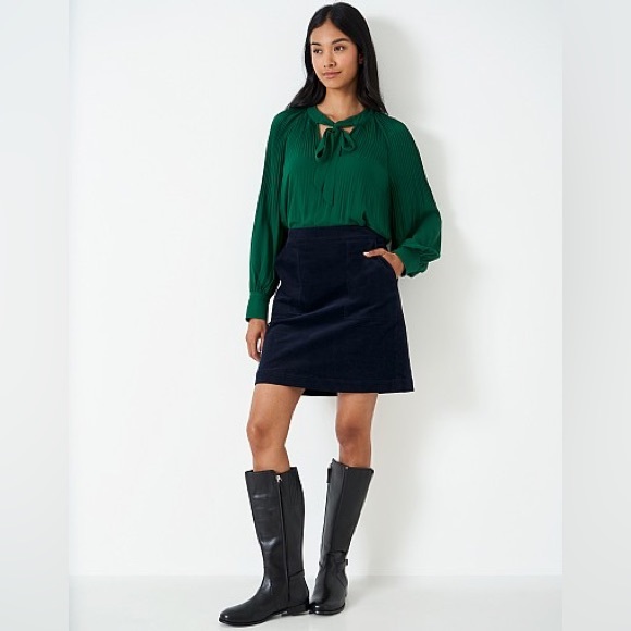 Woman’s dressy blouse size Large - Picture 2 of 3